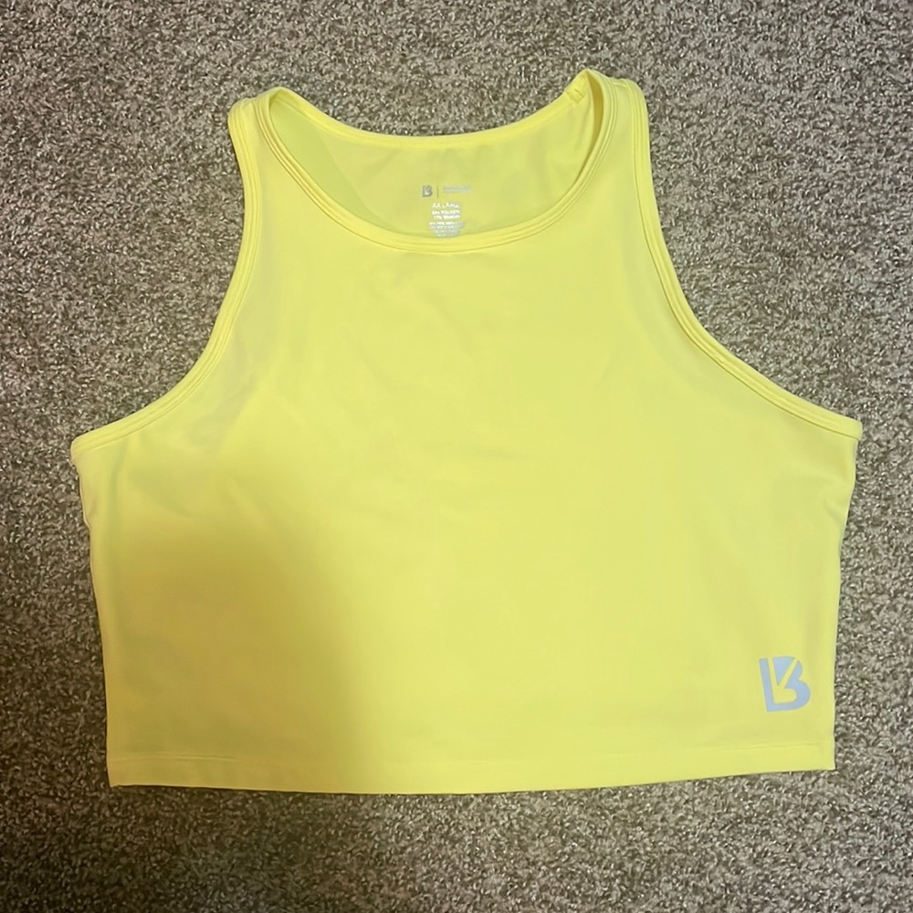 Buff bunny aurora crop top zesty